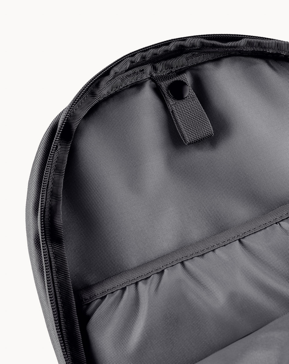 Mochila Seal 2.0 40L - Preta - INVICTUS